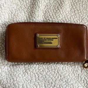 Marc by Marc Jacobs zip wallet